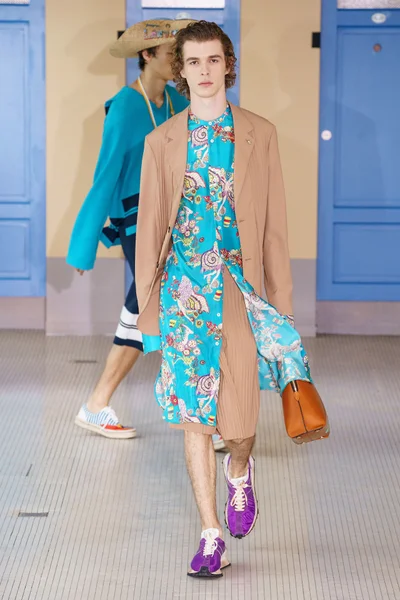Look 58